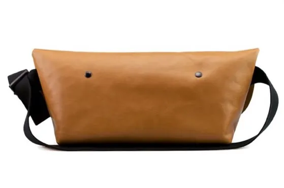 メッセンジャーバッグ (M)/LITE BROWN