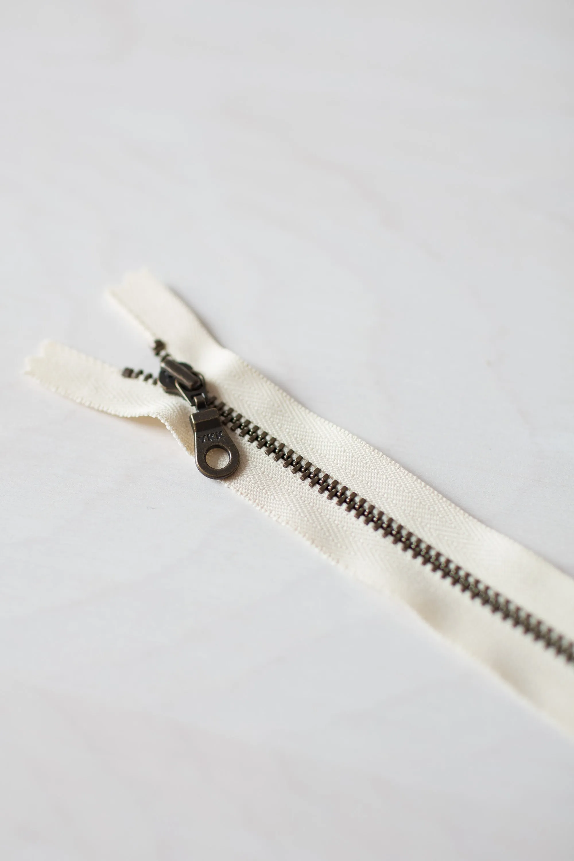 12"/29cm Metal Zipper