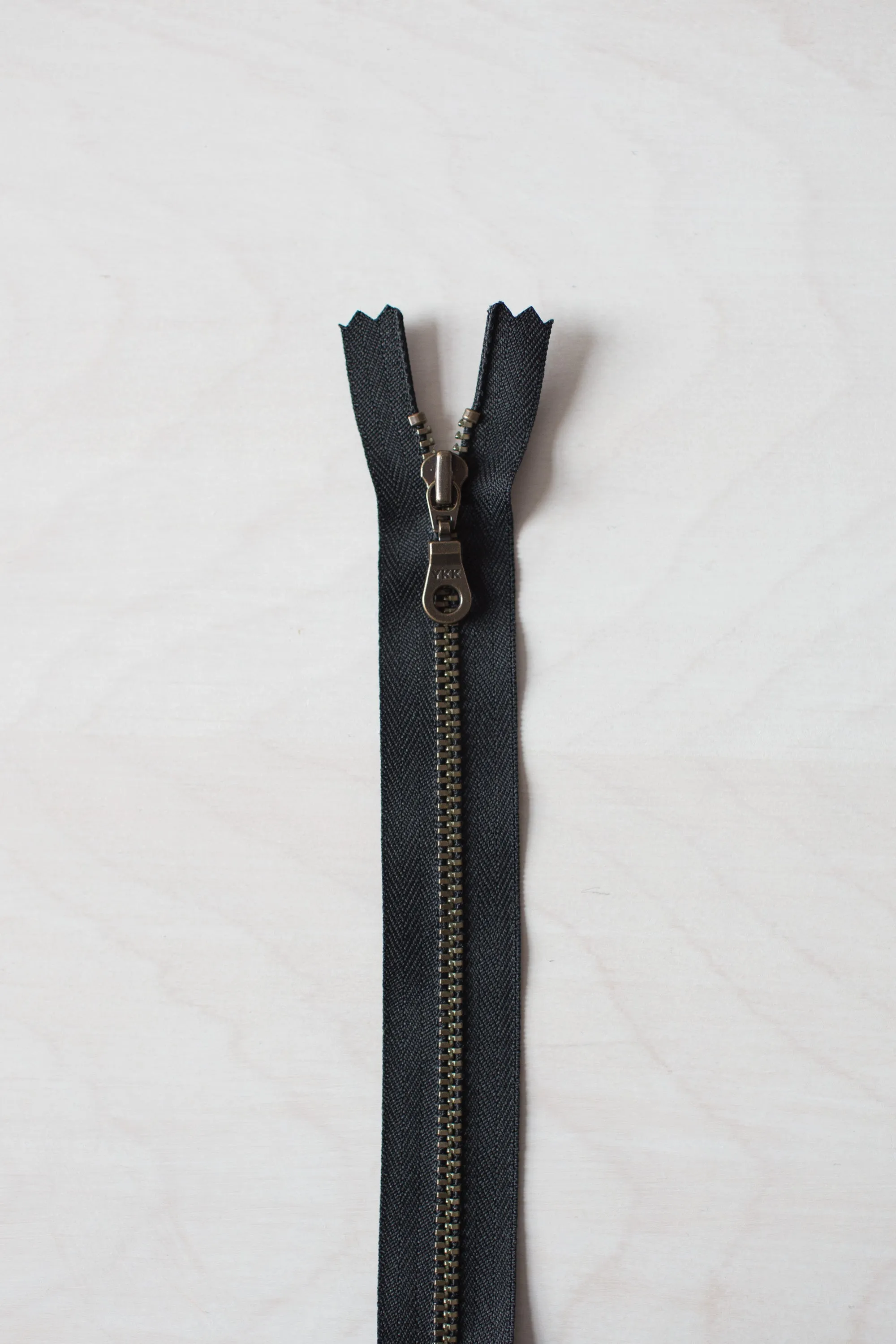12"/29cm Metal Zipper