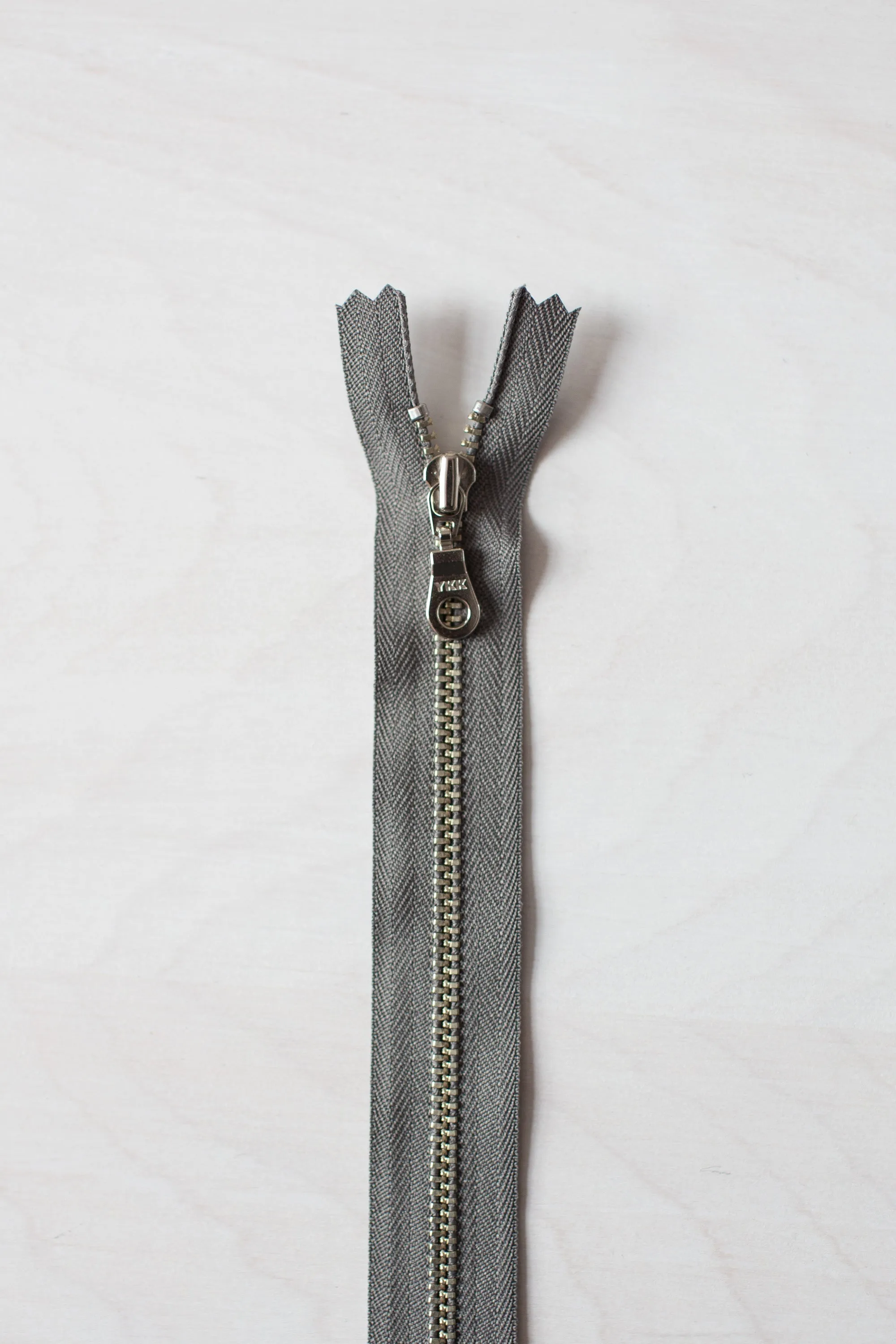 12"/29cm Metal Zipper