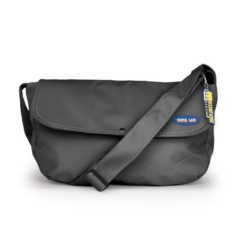 Basic Messenger Bag