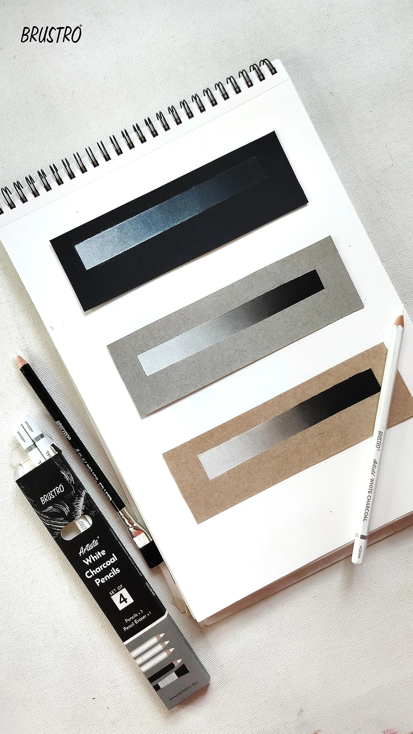 BRUSTRO Artists� White Charcoal Pencil Set of 3   1 pencil eraser