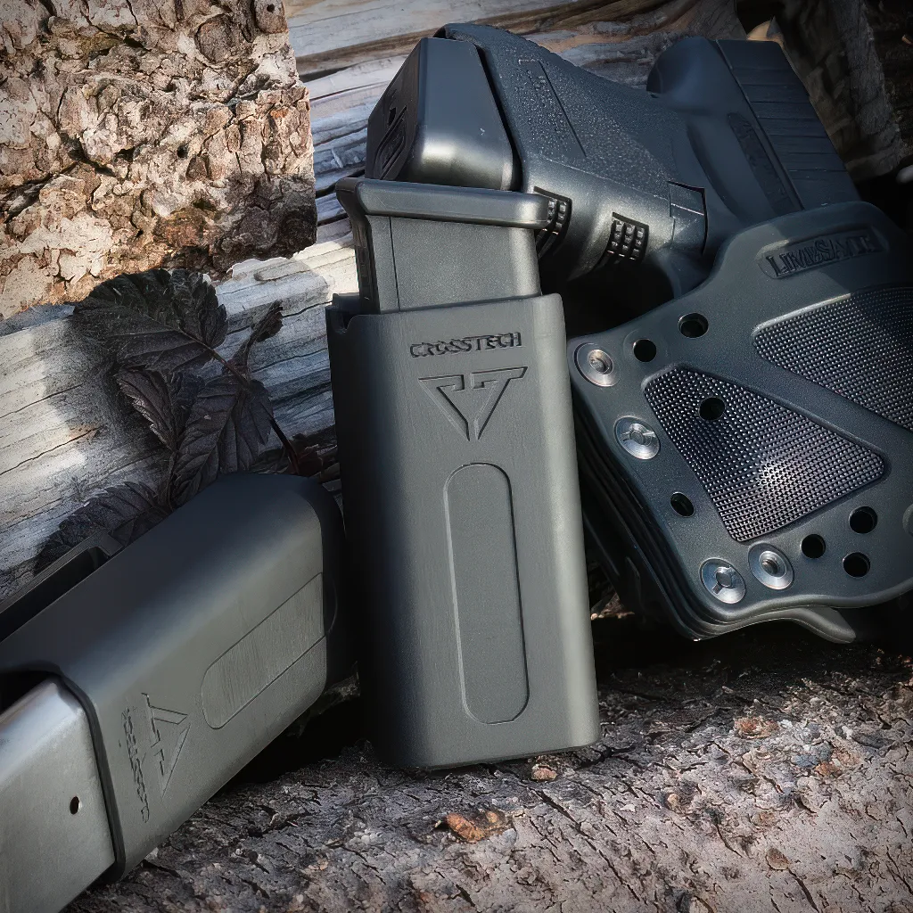 CrossTech Mag Carrier