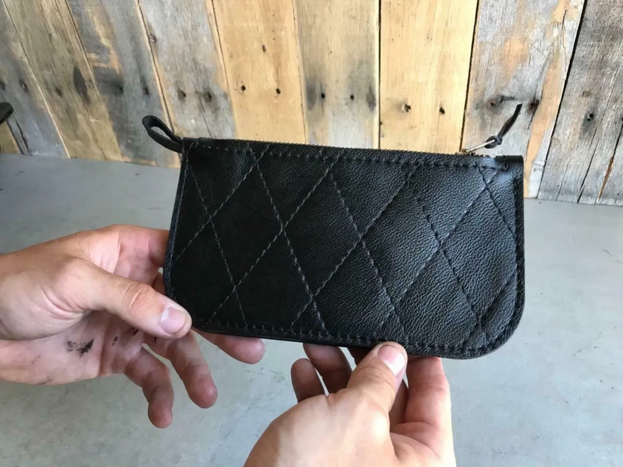 Men & Women Black Tuck Roll Leather Wallet Match Seat Sportster Chopper Harley